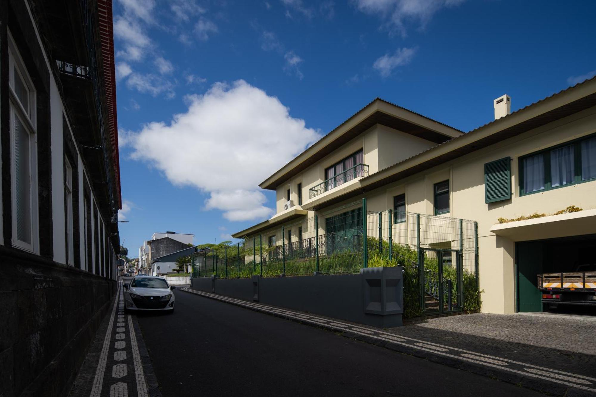 Casa Dos Arcos - Studios & Pool Ponta Delgada Eksteriør billede
